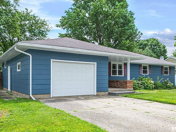 2nd image of 1142 Stacy Ln