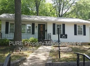 1186 SW High Ave, Topeka, KS 66604