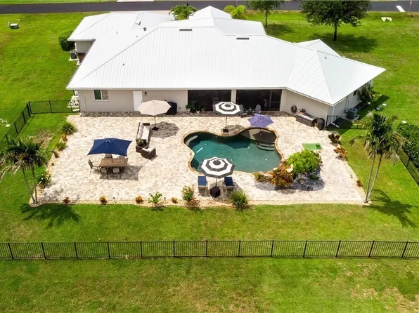 13961 Binghampton Dr, Fort Myers, FL 33905