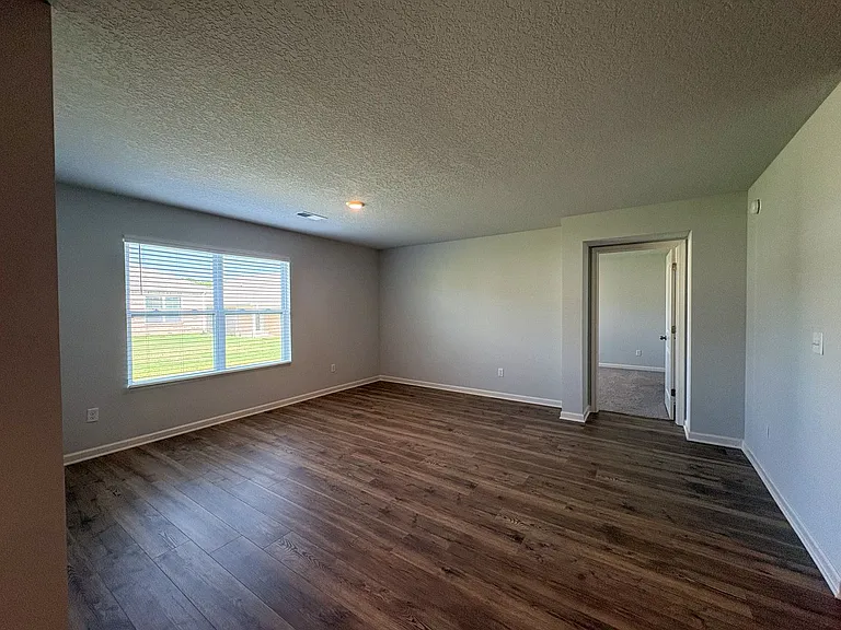 15 S Thorn Tree St — Photo 5