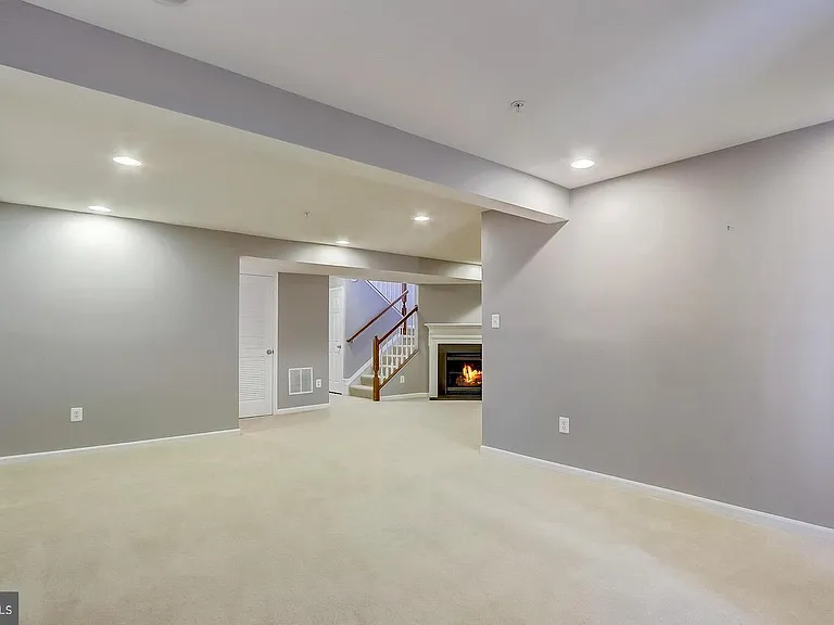 1709 Hayle Dr — Photo 42