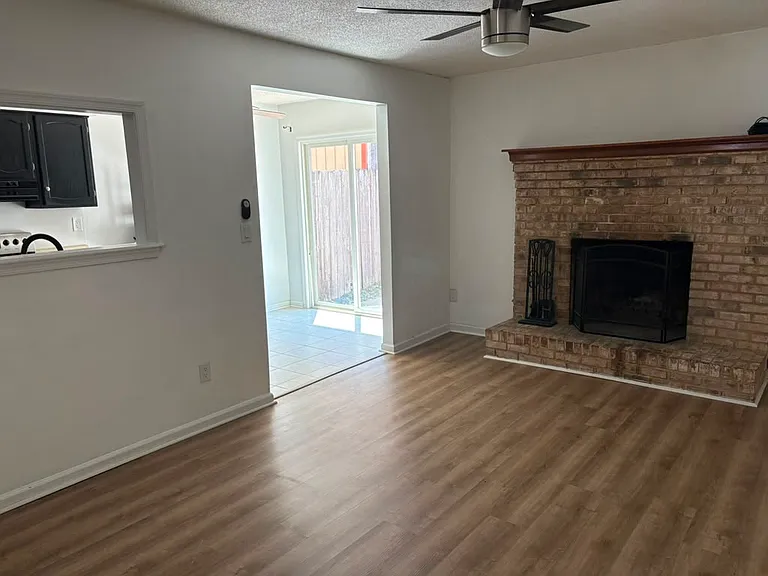 635 Biltmore Dr — Photo 6