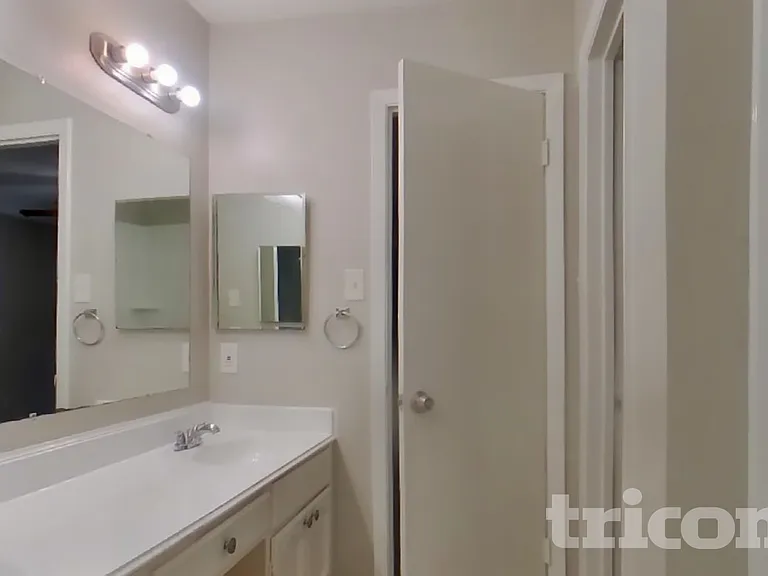 19638 Southaven Dr — Photo 8
