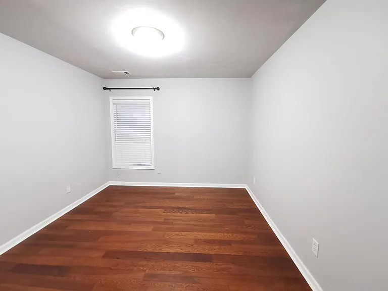 2569 Worrall Hill Way — Photo 32