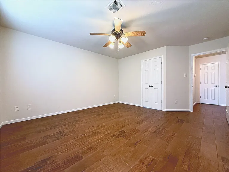 3708 Whitlam Ct — Photo 7
