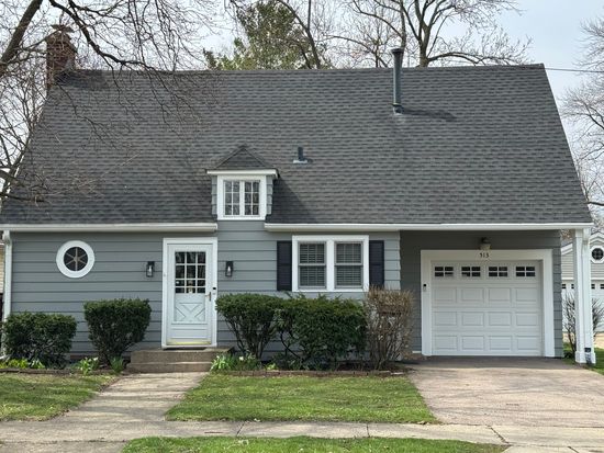 513 S 13th Ave, St Charles, IL 60174