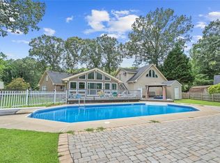1292 Holly Point Rd, Virginia Beach, VA 23454