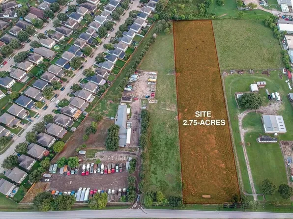 5900 Gummert Rd, Houston, TX 77084