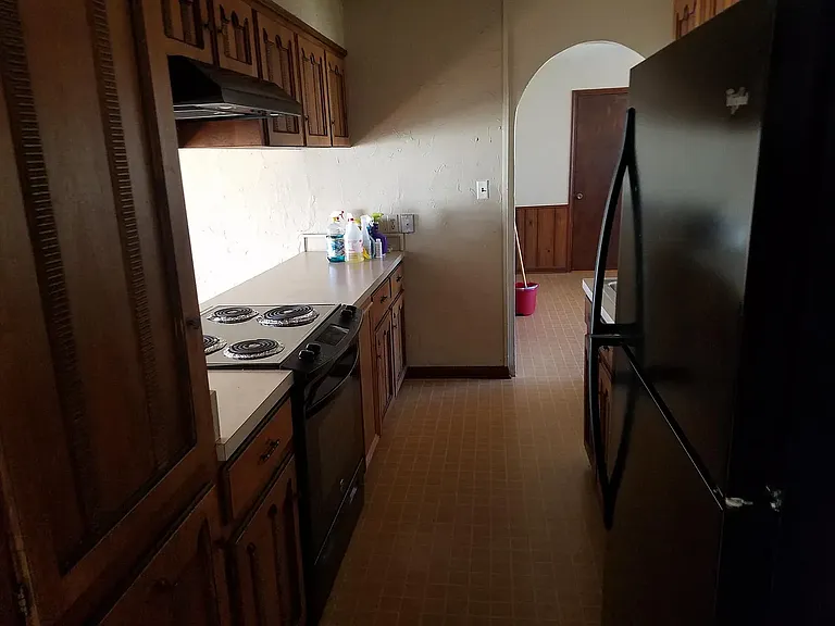 102 Wells St — Photo 6
