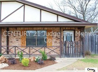 1112 Suburban Dr, Cedar Hill, TX