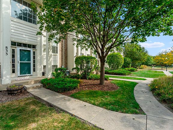 2nd image of 833 Summit Creek Dr #833