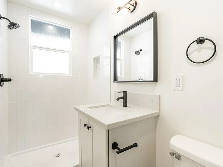 4511 Utah St — Photo 11