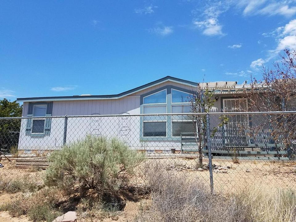 2nd image of 1505 Tulip Rd