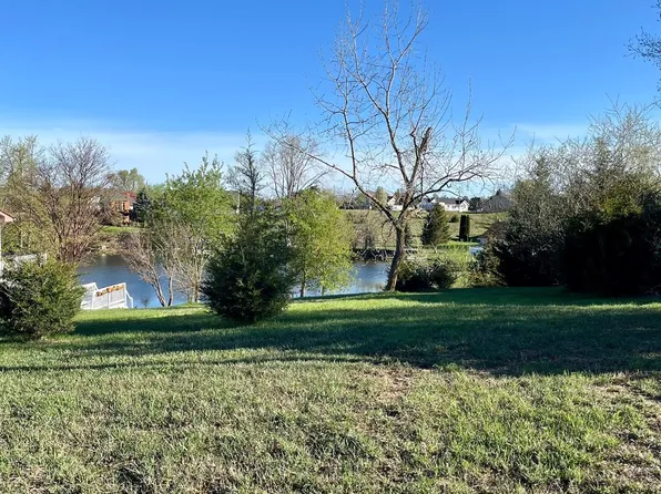 14378 Kildare Ln, Cement City, MI 49233