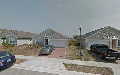 2nd image of 220 Remington Pl
