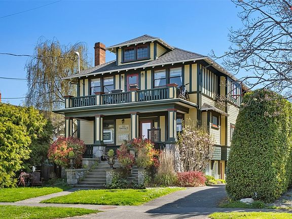 2nd image of 123 Cambridge St