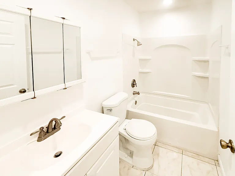8850 Olive Ln #18 — Photo 7