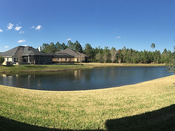 3rd image of 226 W Berkswell Dr