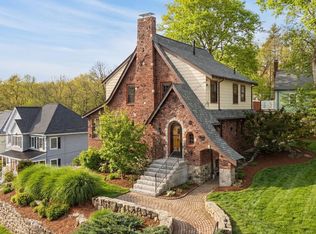 93 Churchill Ave, Arlington, MA 02476