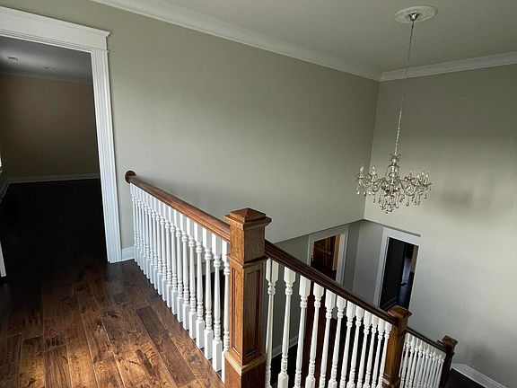 4th image of 216 W Brashear Ave