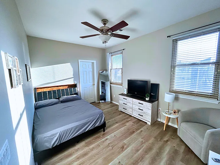 43323 W Venture Rd — Photo 42