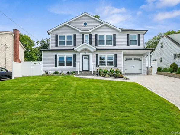 54 Hazelton Road, Yonkers, NY 10710