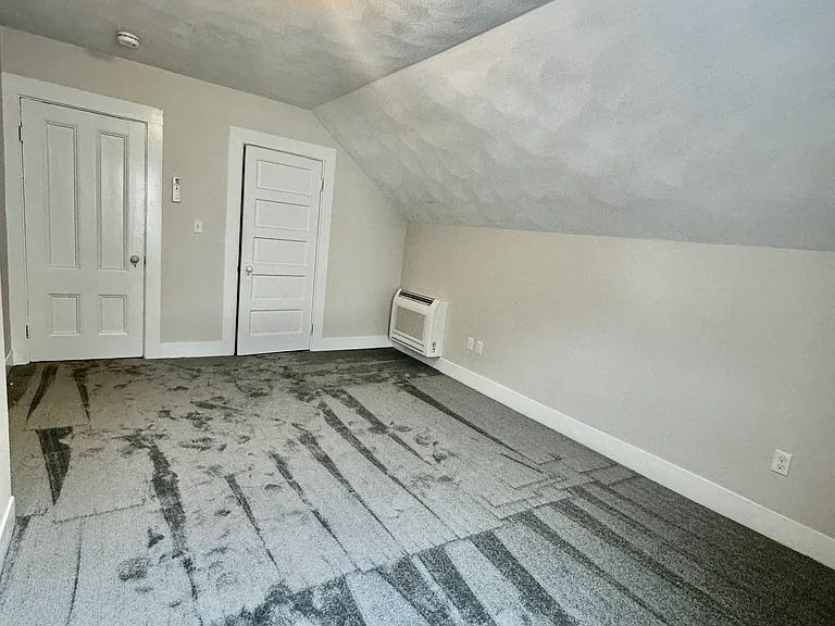 85 Pine St #2 — Photo 13