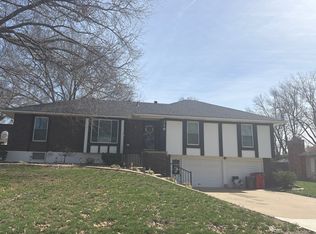 710 NW 6th St, Blue Springs, MO 64014