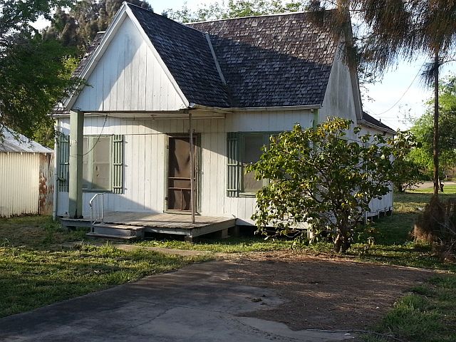 1st image of 112 E Central Ave