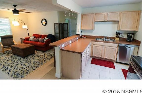 5th image of 816 E 26th Ave