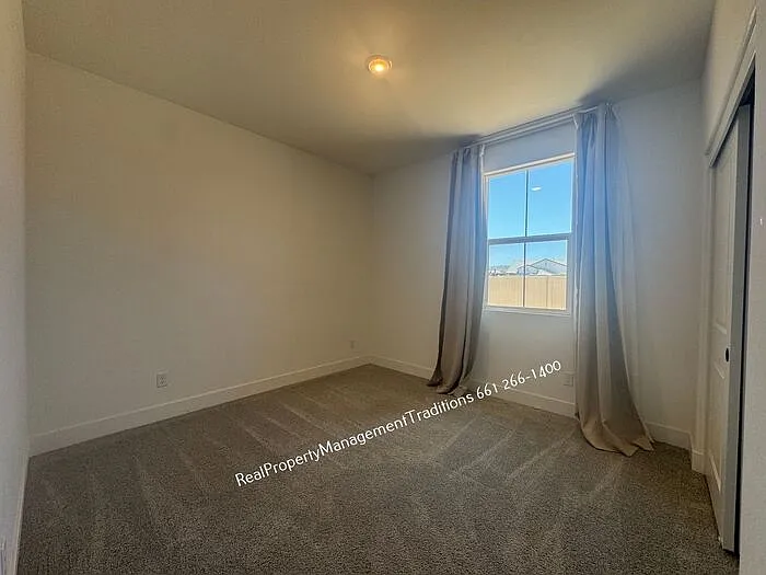 8722 W Tara Ct — Photo 16