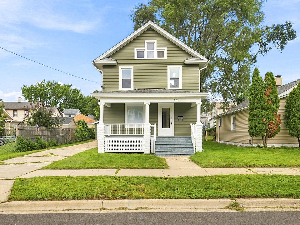 1st image of 223 Bevier Pl