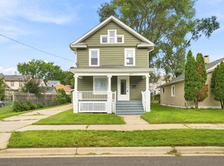 223 Bevier Pl, Aurora, IL 60505