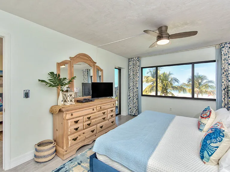 7500 Estero Blvd #202 — Photo 16