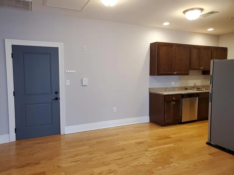 3755 Lindell Blvd #2C — Photo 18