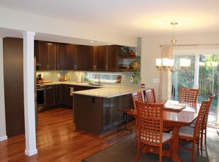 6823 Barnack Dr, Springfield, VA 22152