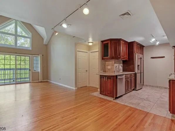 12C Leva Dr #12, Morristown, NJ 07960
