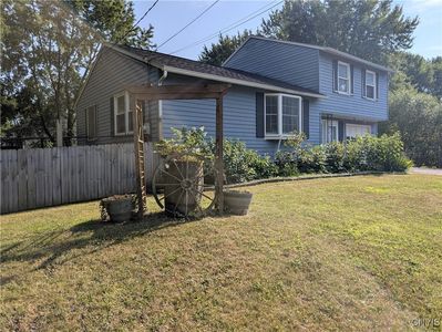 419 Fay Ln, Minoa, NY, 13116