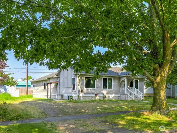 2326 McDougall Avenue, Everett, WA 98201