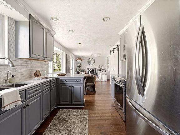 4th image of 4455 E Hinsdale Place