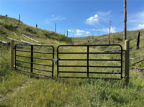 118 Buckskin Rd, Roundup, MT 59072