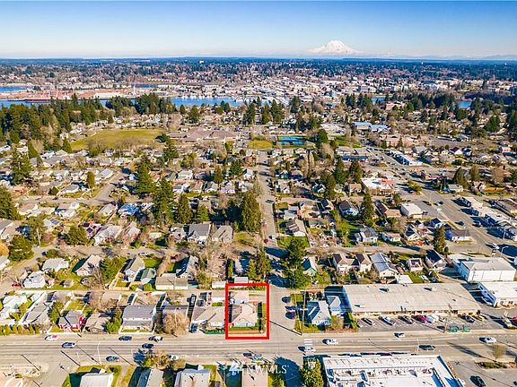 4th image of 1918 Garfield Ave NW