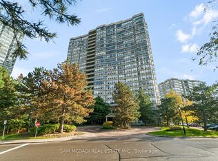 24 Hanover Rd #2205, Brampton, ON L6S5K8