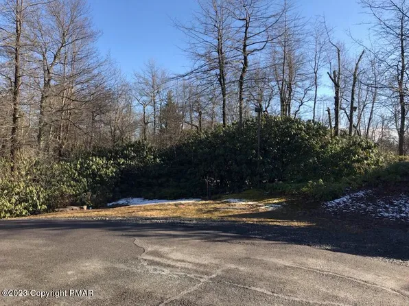 Rd Jj 124, Pocono Pines, PA 18350