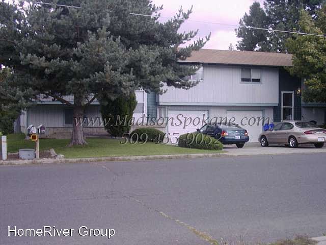 1st image of 11303 E 40th Ave