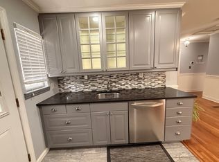 519 Whittier Ave, Levittown, NY 11756