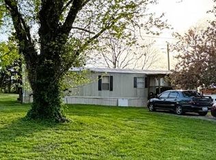 567 Stone Quarry Rd, Campbellsville, KY 42718