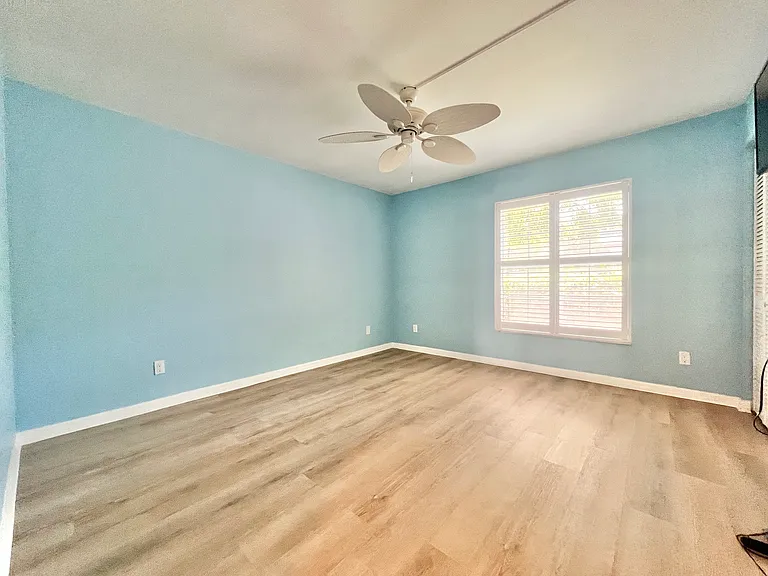 1277 N McMullen Booth Rd — Photo 10