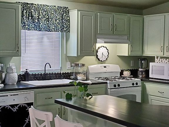 4th image of 3405 Sinton Rd Lot 174