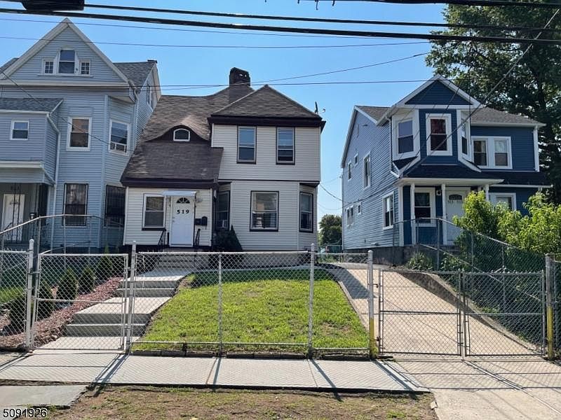 1st image of 517 Summer Ave Floor 22